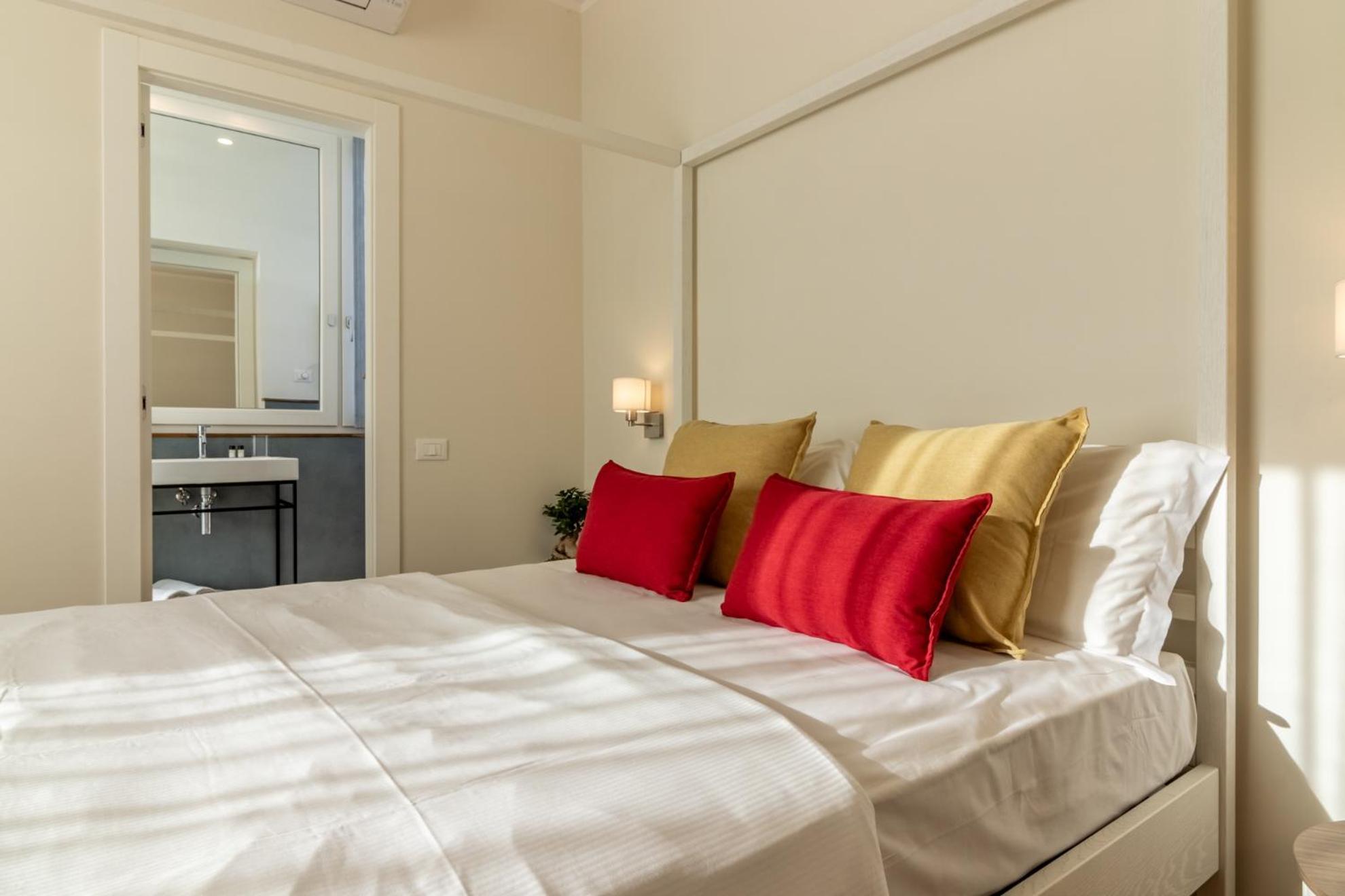 Il Faro Luxury Rooms & Lounge La Spezia Exterior foto